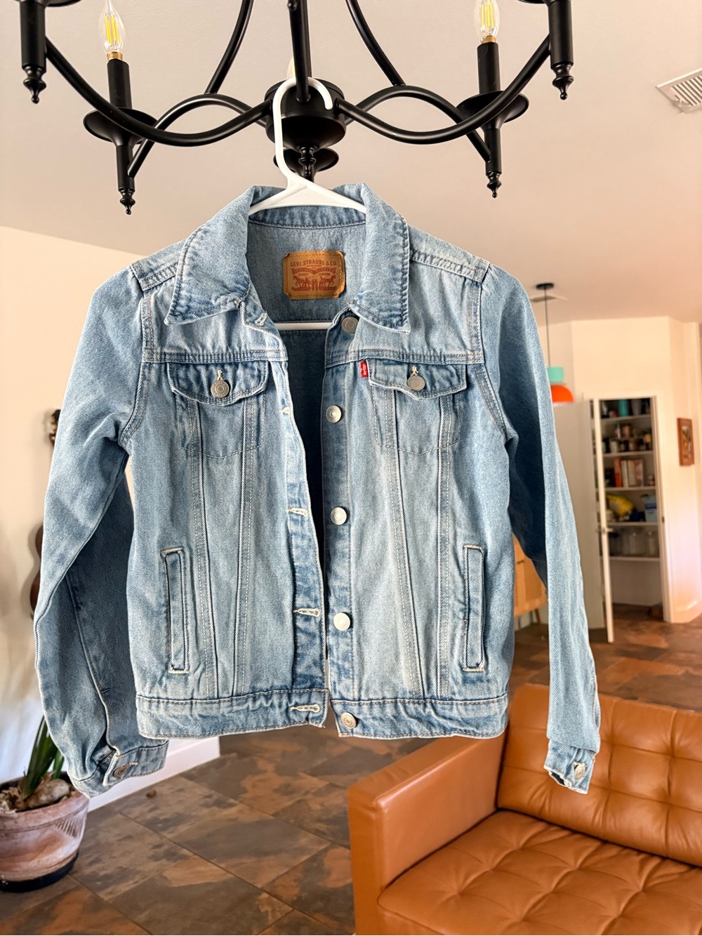 Levis Girls Large 12 13 Yrs Light Wash Cotton Denim Trucker Jean Jacket Red Tab